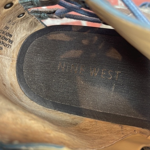 Nine West Cadette Taupe Gray Leather Boho T Strap Lace Up Sandals 9.5 - Picture 14 of 14